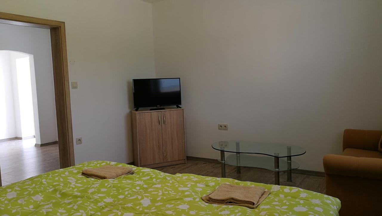 Apartmanove Ubytovanie Vkf Volkovce Exteriör bild